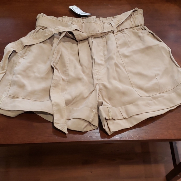 aerie Pants - Aerie shorts NEW with tags XS Khaki